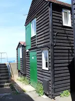 Hut 10